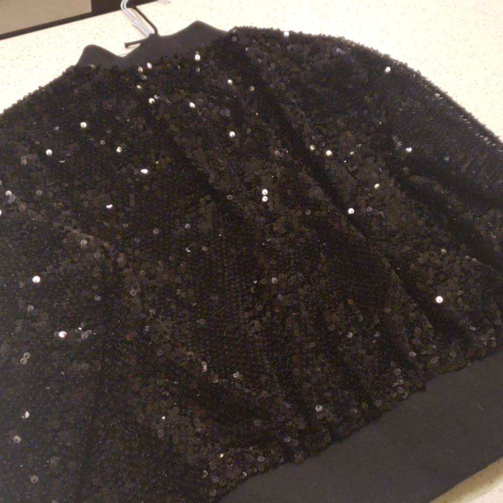 Sequence Sweater - Picture 3 of 4